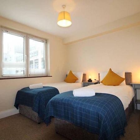 Large 3 Bed, Galway City Centre Apartment ภายนอก รูปภาพ