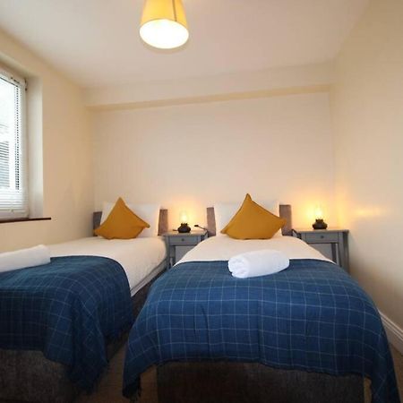 Large 3 Bed, Galway City Centre Apartment ภายนอก รูปภาพ