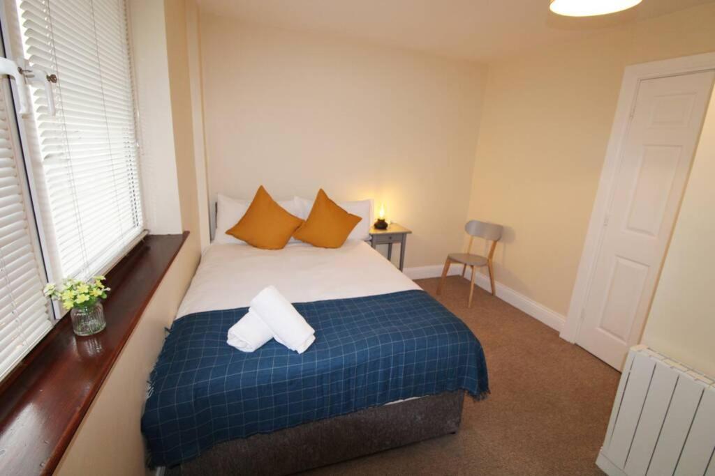 Large 3 Bed, Galway City Centre Apartment ภายนอก รูปภาพ