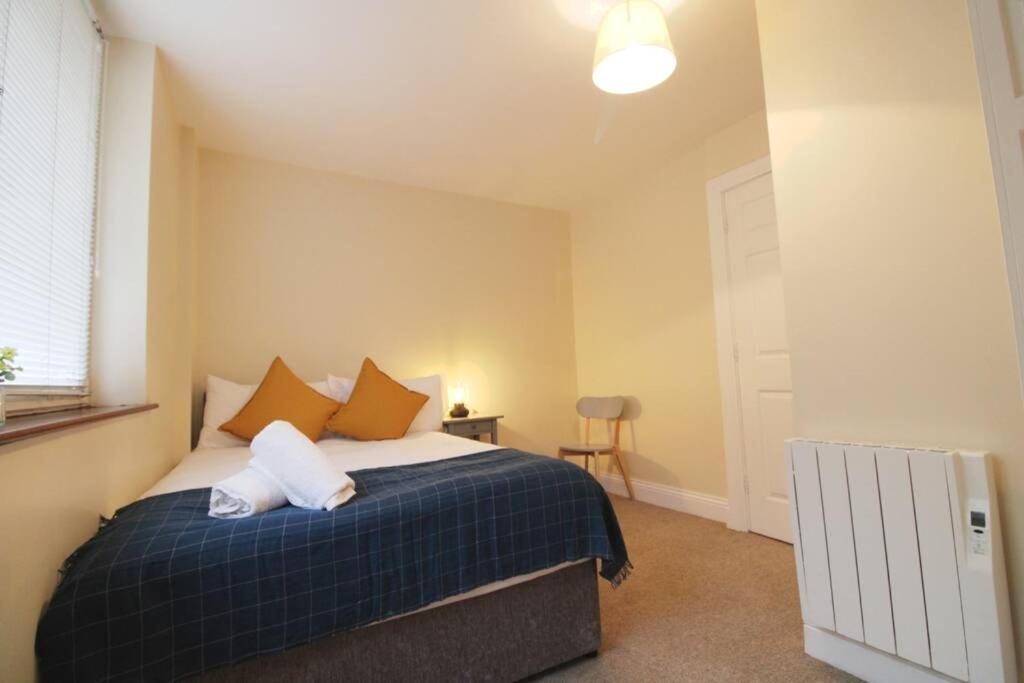 Large 3 Bed, Galway City Centre Apartment ภายนอก รูปภาพ